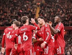 Hasil Liga Inggris: Salah Main Lagi, Ekitike Brace, The Reds Menang!