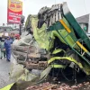 Truk Alami Rem Blong di Pasar Kretek Wonosobo, Hajar Bangunan Hingga Luluh Lantak