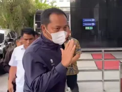 Buron Empat Hari Ditangkap, Ini Tampang Kasi Datun HSU Tabrak Penyidik Saat Kabur dari OTT KPK