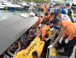 Tim SAR Temukan Jenazah Anak Perempuan Mengambang di Pulau Serai, Diduga Korban Kapal Pelatih Valencia!