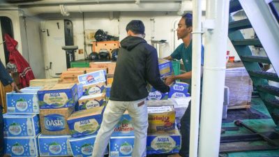 Tanggap Bencana Ditjen Hubla Kemenhub, 4 Kapal KPLP Salurkan Bantuan untuk Korban Bencana Sumatera