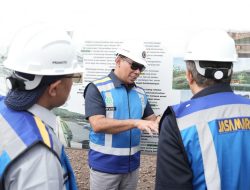 Peduli Masyarakat Korban Bencana Banjir dan Longsor, Jasa Marga Salurkan Bantuan Kemanusiaan