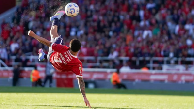 Salto Santiago Montiel Kalahkan Gol Jarak Jauh Rizky Ridho di Ajang Puskas Award 2025!