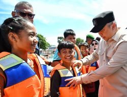 Menhub Tegaskan Pentingnya Keselamatan Pelayaran pada Masyarakat Pesisir