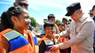 Menhub Tegaskan Pentingnya Keselamatan Pelayaran pada Masyarakat Pesisir