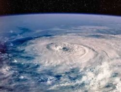 BMKG Prediksi Bibit Siklon Tropis 93S Berkembang Jadi Siklon Tropis dalam 72 Jam Mendatang, Ini Dampaknya