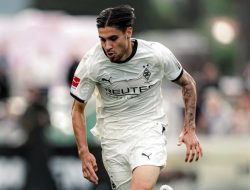 Hasil Pertandingan Bundesliga: Kevin Diks Cs Kalah 1-3 dari Wolfsburg