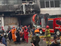 20 Orang Korban Meninggal Kebakaran Ruko Terra Drone Kemayoran Dievakuasi