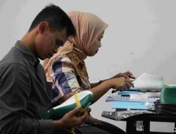 IKM Ciomas Terancam Punah, Kemenperin Gaspol Bentuk Generasi Muda di Sentra Alas Kaki!