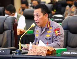 Kapolri Bongkar Chat WA Tawaran Jadi Menteri: Lebih Baik Saya Dicopot!