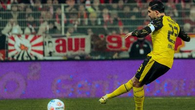 Dortmund Semakin Nyaman di Posisi Kedua Usai Menang 3-0 Atas Union Berlin