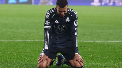 Kalah 4-2 dari Benfica, Real Madrid Harus Melakoni Laga Playoff
