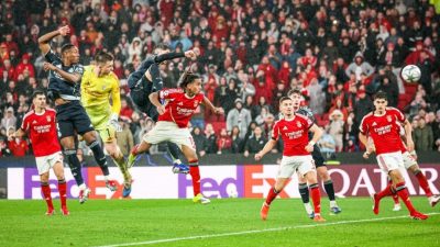 Anatoliy Trubin Enggak Engeh Golnya ke Gawang Madrid Bantu Benfica Lolos ke Playoff