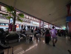 Jalur KA Kendal Terendam Banjir, 18 Kereta Antarkota Molor Sampai 2,5 Jam!