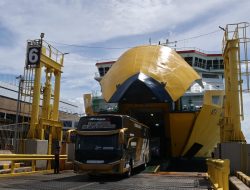 War Tiket Mudik Dimulai H-60! Cek Strategi ASDP Biar Gak Terjebak Macet di Pelabuhan