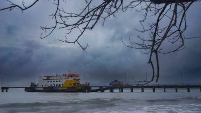 Cuaca Ekstrem Berlanjut, ASDP Perketat Keselamatan Penyeberangan