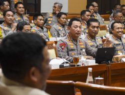Full Team! Kapolri Bawa Seluruh Kapolda se-Indonesia ke DPR, Ada Apa?