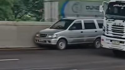 Geger Isuzu Panther ‘Jalan Sendiri’ di Tol Jakarta-Cikampek, Ternyata Sopir Meninggal Dunia
