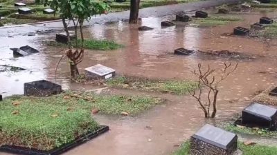 3 Ruas Jalan dan 5 RT di Wilayah Jakarta Terendam Banjir