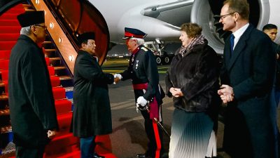 Prabowo Tiba di Inggris, Agendakan Pertemuan dengan Raja Charles III hingga PM Keir Starmer