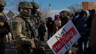 Aksi Protes Pembunuhan Renee Nicole Good di Seantero AS Tidak Digubris, Minneapolis Malah Dikepung Aparat!