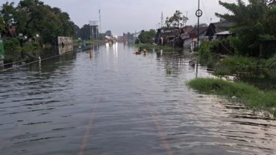 Terdampak Banjir Pekalongan,  11 Perjalanan Kereta Batal Berangkat dari Jakarta, Ini Daftarnya