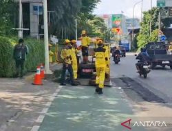 Leglislator: Jalan yang Berlubang di Jakarta Harus Diperbaiki