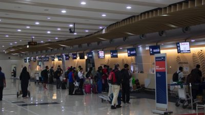 Mudik 2026 Anti-Tiris! Harga Tiket Pesawat Resmi Turun 18%, Cek Jadwalnya!