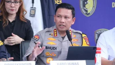 Dua Emak-emak Jadi Pengedar Vape Narkoba, Ditangkap Polisi di Lobi Apartemen hingga Cluster Mewah