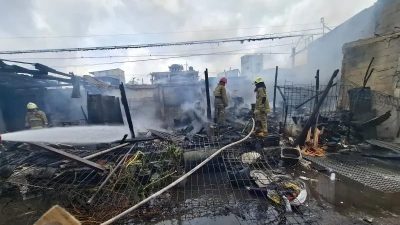 Gulkarmat Mengerahkan 45 Personel Padamkan Kebakaran di Jakarta Utara