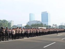 1.060 Personel Jaga Aksi Guru Madrasah di DPR