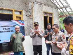 Wujud Kepedulian, Kapolres Sukabumi Kota Pimpin Langsung Bedah Rumah Warga di Dua Lokasi