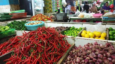 Jelang Bulan Puasa, Sepinya Pembeli Dikeluhkan Pedagang Pasar Jatinegara