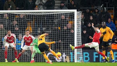 Gol Bunuh Diri Calafiori Bikin Arsenal Gagal Menang dari Tim Juru Kunci!