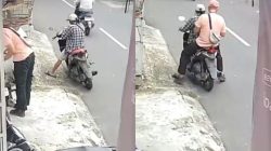 Polisi identifikasi pria tempelkan stiker QR judi online di Jakarta selatan