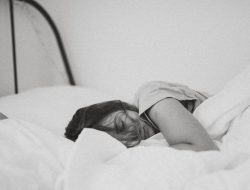 Kebiasaan Tidur Usai Sahur Simpan 5 Risiko Penyakit Mengerikan