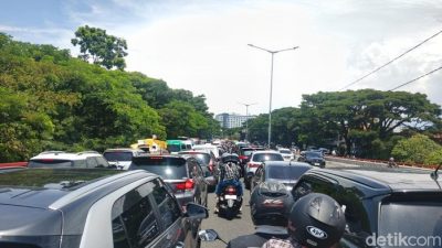 Bandung ‘Lautan Mobil’! 1,5 Juta Kendaraan Serbu Kota Kembang Selama Libur Imlek