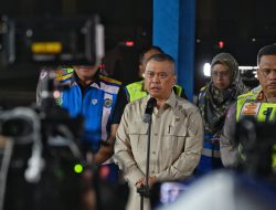 Sudah 1,1 Juta Kendaraan Tinggalkan Jakarta, Menhub: Truk Sumbu 3 Tolong Berhenti Dulu!