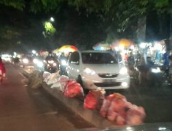 Pemkot Tangerang Tutup Mata, Tumpukan Sampah di Pasar Lembang Ciledug Menggunung!