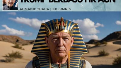 Trump Berbaju Firaun