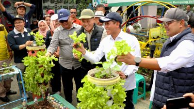 Menteri LH Apresiasi Ekosistem Sampah Terpadu di Jasmine Integrated Farming Binaan WEGE