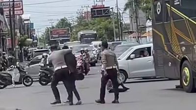 Viral Bus Lindas Kaki Anggota Satlantas Polres Madiun Kota