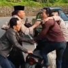 Tidak Terima Ditegur Mokel, Preman Kampung Ancam Bunuh Kapolsek Berujung Duel