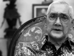 Indonesia Berduka! Wakil Presiden ke-6 RI Try Sutrisno Wafat di RSPAD