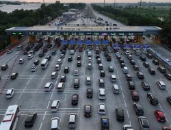 Baru 57 Persen Pemudik Balik ke Jakarta, Ini Titik Gerbang Tol Paling ‘Berdarah’ Siang Ini