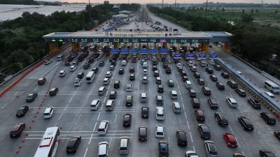 Baru 57 Persen Pemudik Balik ke Jakarta, Ini Titik Gerbang Tol Paling ‘Berdarah’ Siang Ini
