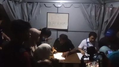 PT KAI Buka Posko Informasi di Stasiun Bekasi untuk Keluarga Korban Kecelakaan Kereta