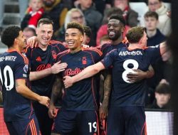 Pesta Lima Gol Tanpa Balas ke Gawang Sunderland, Nottingham Forest Jauhi Zona Degradasi