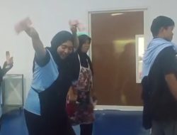 Pamer Duit Pecahan Merah! Aksi Sawer Pegawai BGN di Pulau Kangean Jadi Sorotan, Ternyata…