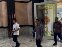 Deretan Jenderal Bintang 4 ‘Kepung’ Kantor Menhan, Ada Apa?